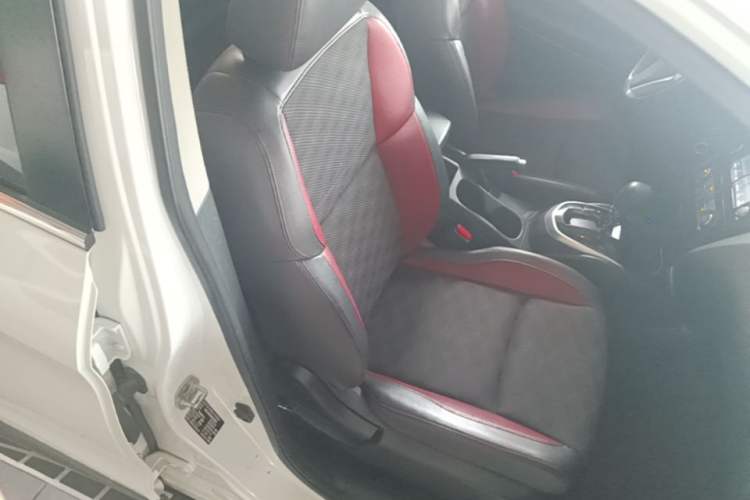 Used Nissan Qashqai 2017 2.0L CVT Smart Enjoyment Version China V Standard Right Front Seat
