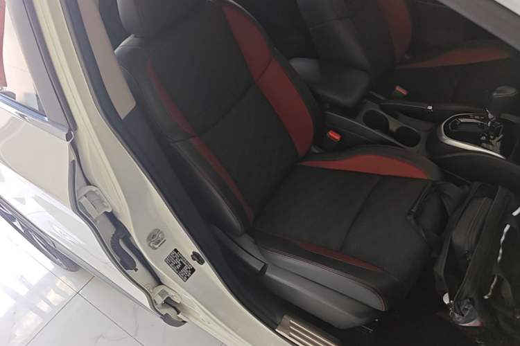 Used Nissan Qashqai 2017 2.0L CVT Smart Enjoyment Version China V Standard Right Front Seat