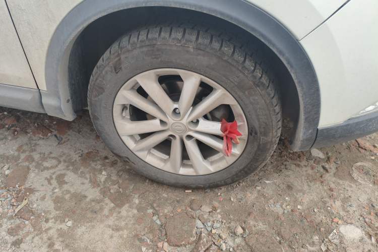 Used Nissan Qashqai 2017 2.0L CVT Elite Edition China V Standard Right Front Wheel Hub