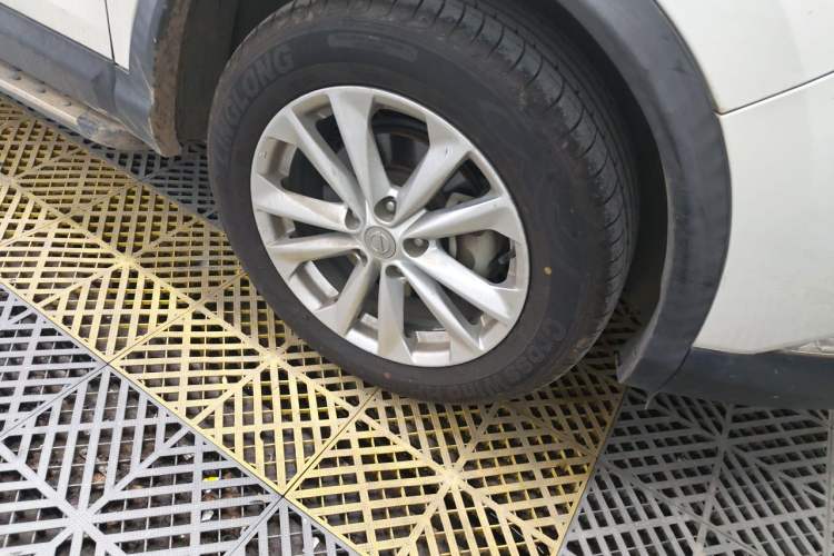 Used Nissan Qashqai 2017 2.0L CVT Elite Edition China V Standard Right Front Wheel Hub