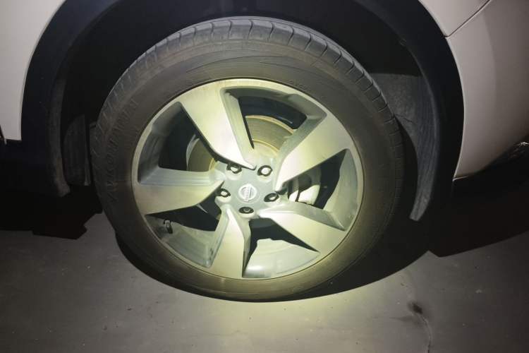 Used Nissan Qashqai 2017 2.0L CVT Luxury Edition China V Standard Right Front Wheel Hub