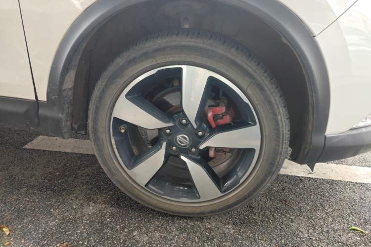 Used Nissan Qashqai 2017 2.0L CVT Smart Enjoyment Version China V Standard Right Front Wheel Hub