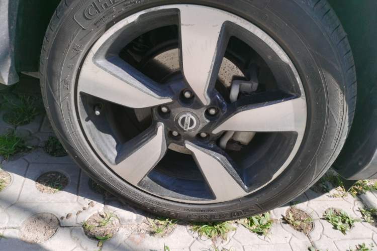 Used Nissan Qashqai 2017 2.0L CVT Luxury Edition China VI Standard Right Front Wheel Hub