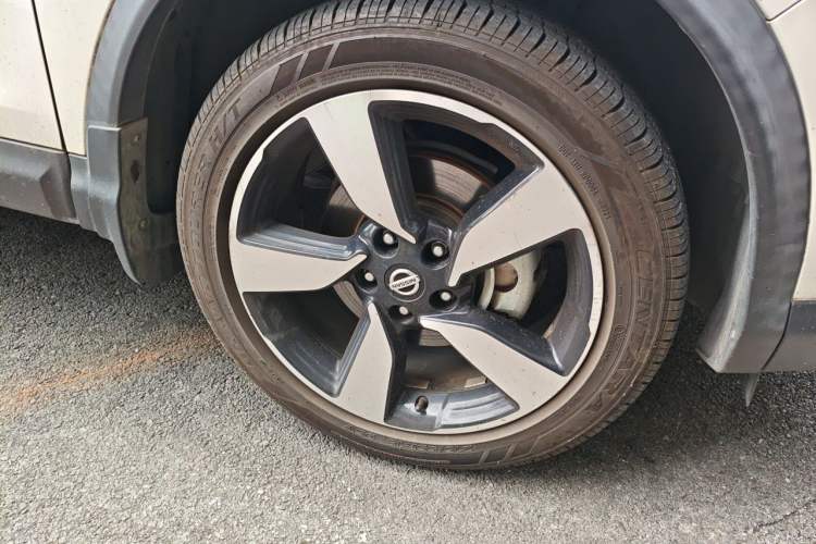 Used Nissan Qashqai 2017 2.0L CVT Smart Enjoyment Version China V Standard Right Front Wheel Hub