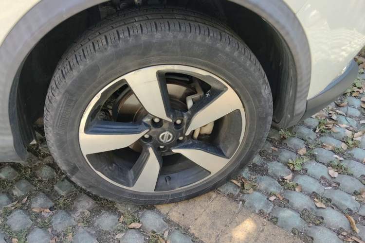 Used Nissan Qashqai 2017 2.0L CVT Smart Enjoyment Version China V Standard Right Front Wheel Hub
