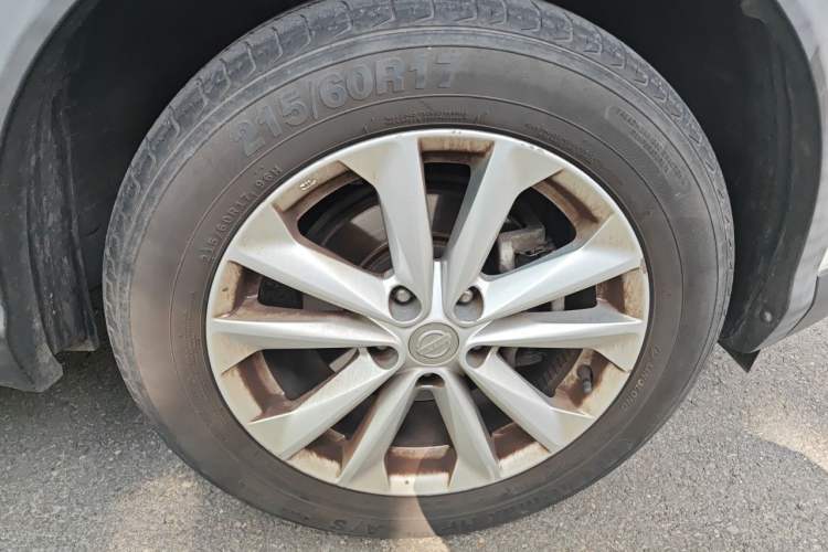 Used Nissan Qashqai 2017 2.0L CVT Elite Edition China V Standard Right Front Wheel Hub