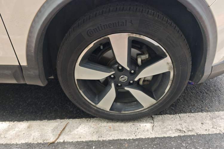 Used Nissan Qashqai 2017 2.0L CVT Smart Enjoyment Version China V Standard Right Front Wheel Hub