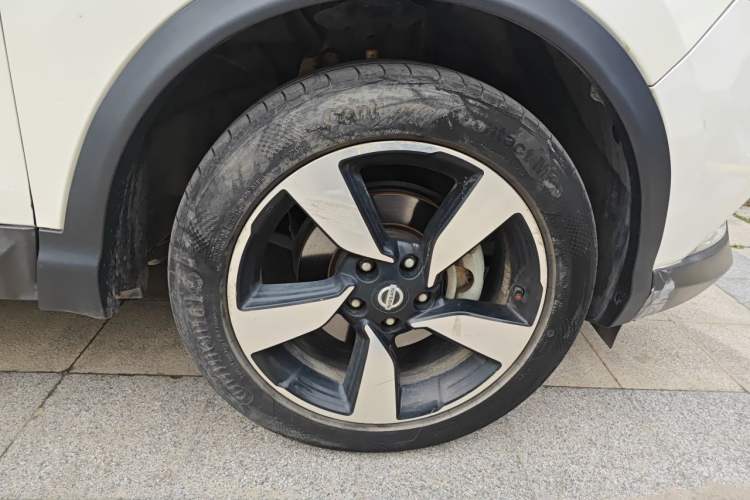 Used Nissan Qashqai 2017 2.0L CVT Smart Enjoyment Version China V Standard Right Front Wheel Hub