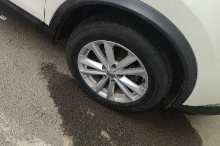 Used Nissan Qashqai 2017 2.0L CVT Elite Edition China V Standard Right Front Wheel Hub