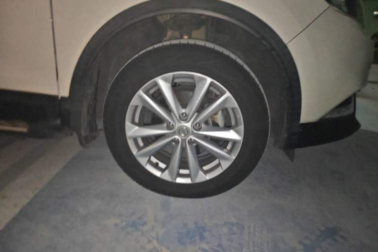 Used Nissan Qashqai 2017 2.0L CVT Elite Edition China V Standard Right Front Wheel Hub