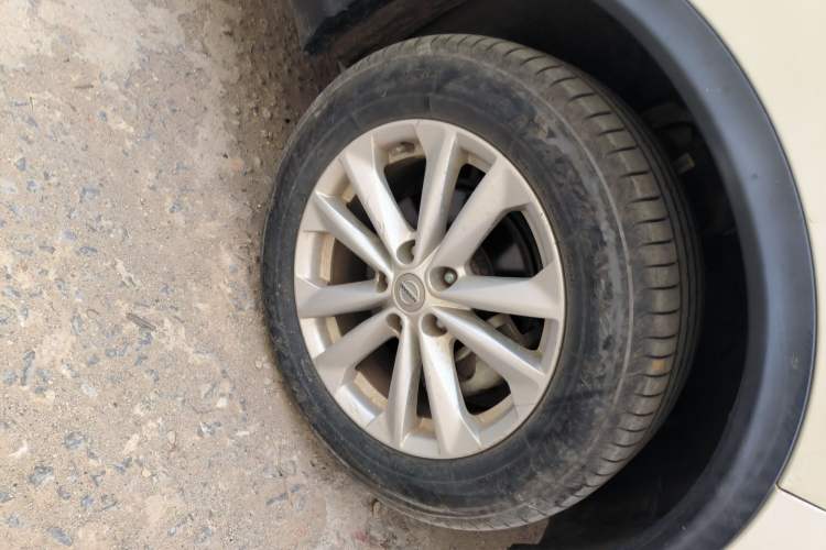 Used Nissan Qashqai 2017 2.0L CVT Elite Edition China V Standard Right Front Wheel Hub