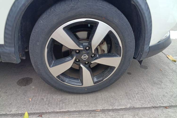 Used Nissan Qashqai 2017 2.0L CVT Smart Enjoyment Version China V Standard Right Front Wheel Hub