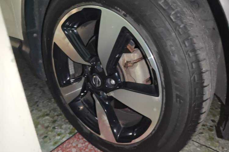 Used Nissan Qashqai 2017 2.0L CVT Luxury Edition China V Standard Right Front Wheel Hub