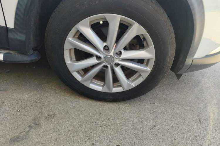 Used Nissan Qashqai 2017 2.0L CVT Elite Edition China V Standard Right Front Wheel Hub