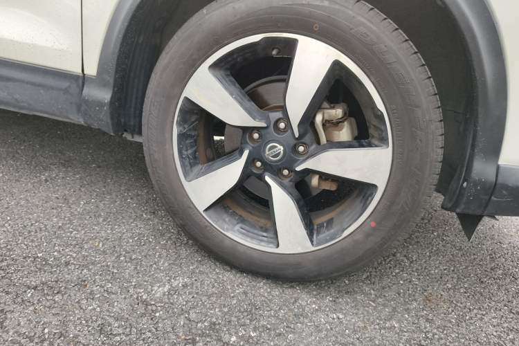Used Nissan Qashqai 2017 2.0L CVT Smart Enjoyment Version China VI Standard Right Front Wheel Hub