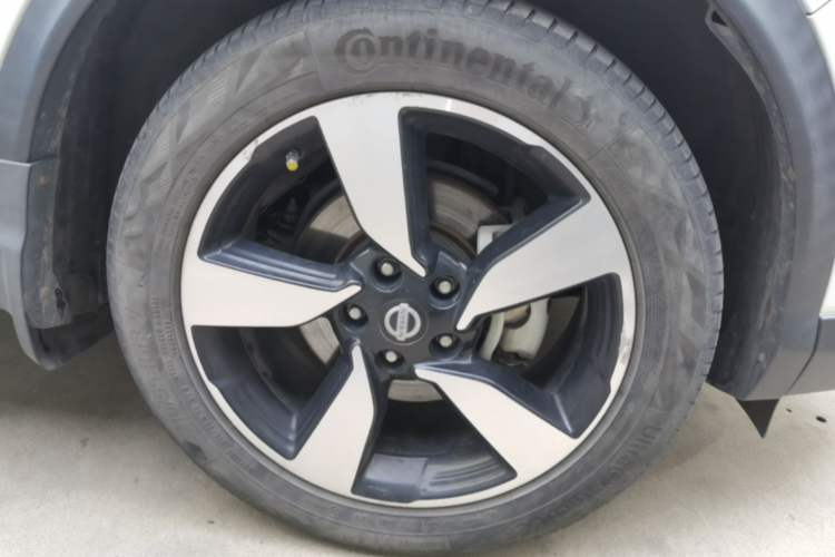 Used Nissan Qashqai 2017 2.0L CVT Smart Enjoyment Version China V Standard Right Front Wheel Hub