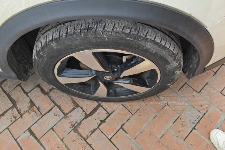 Used Nissan Qashqai 2017 2.0L CVT Luxury Edition China V Standard Right Front Wheel Hub