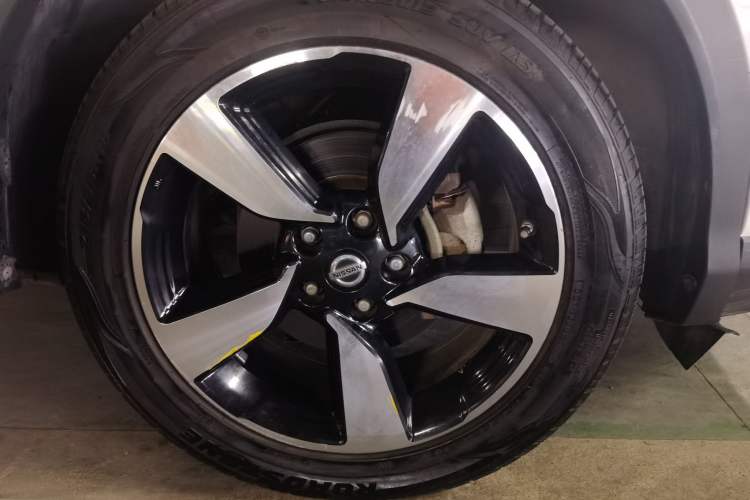 Used Nissan Qashqai 2017 2.0L CVT Smart Enjoyment Version China VI Standard Right Front Wheel Hub