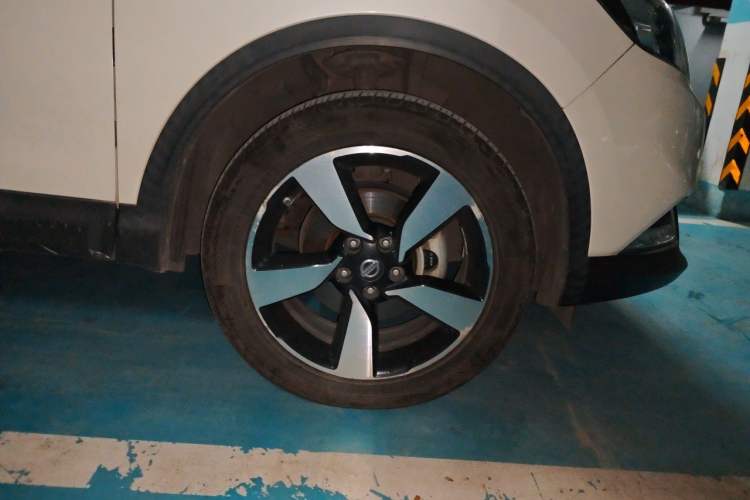 Used Nissan Qashqai 2017 2.0L CVT Smart Enjoyment Version China VI Standard Right Front Wheel Hub