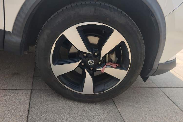 Used Nissan Qashqai 2017 2.0L CVT Smart Enjoyment Version China VI Standard Right Front Wheel Hub