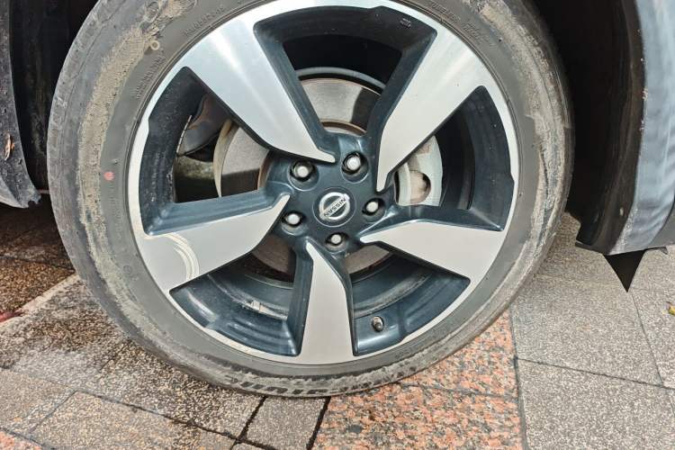 Used Nissan Qashqai 2017 2.0L CVT Smart Enjoyment Version China VI Standard Right Front Wheel Hub