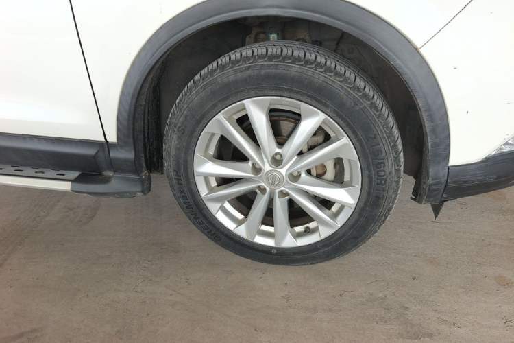 Used Nissan Qashqai 2017 2.0L CVT Elite Edition China V Standard Right Front Wheel Hub