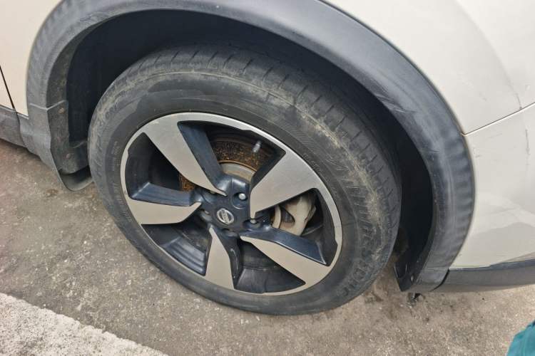 Used Nissan Qashqai 2017 2.0L CVT Elite Edition China V Standard Right Front Wheel Hub
