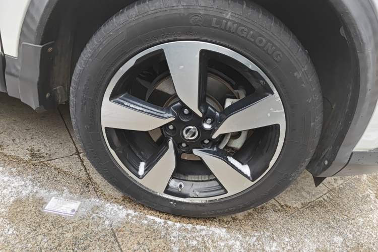Used Nissan Qashqai 2017 2.0L CVT Smart Enjoyment Version China V Standard Right Front Wheel Hub