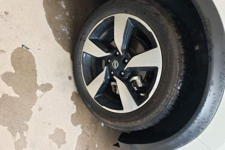 Used Nissan Qashqai 2017 2.0L CVT Flagship Edition China V Standard Right Front Wheel Hub