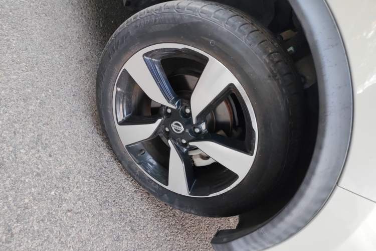 Used Nissan Qashqai 2017 2.0L CVT Smart Enjoyment Version China V Standard Right Front Wheel Hub