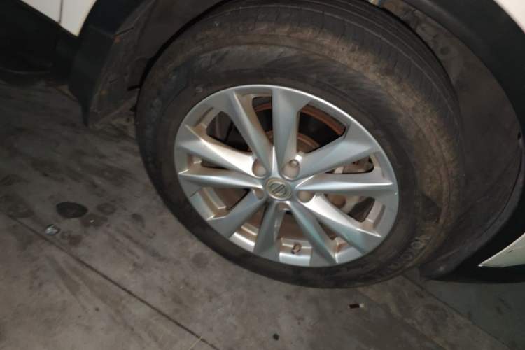 Used Nissan Qashqai 2017 2.0L CVT Elite Edition China V Standard Right Front Wheel Hub