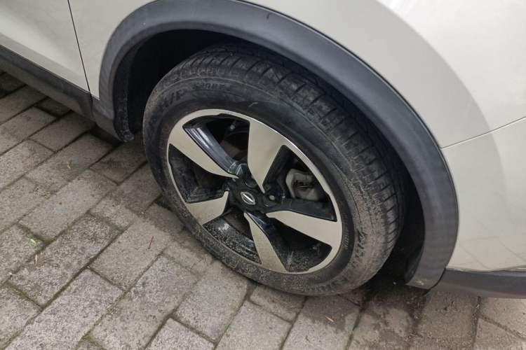 Used Nissan Qashqai 2017 2.0L CVT Luxury Edition China V Standard Right Front Wheel Hub