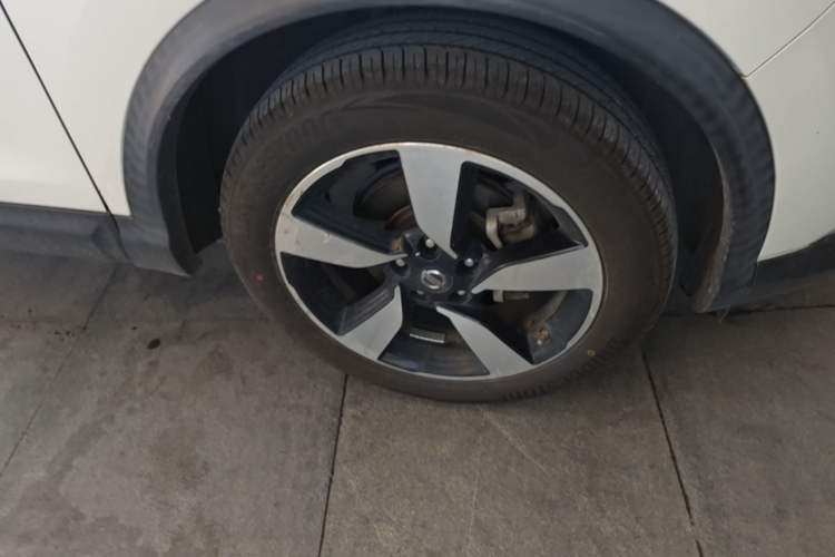 Used Nissan Qashqai 2017 2.0L CVT Luxury Edition China V Standard Right Front Wheel Hub