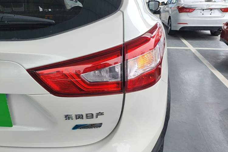 Used Nissan Qashqai 2017 2.0L CVT Smart Enjoyment Version China V Standard Right Rear Taillight
