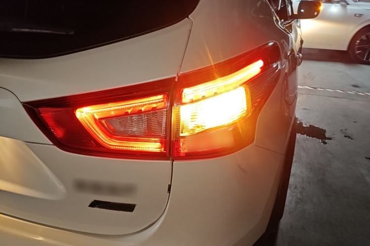 Used Nissan Qashqai 2017 2.0L CVT Smart Enjoyment Version China V Standard Right Rear Taillight