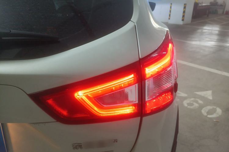 Used Nissan Qashqai 2017 2.0L CVT Smart Enjoyment Version China VI Standard Right Rear Taillight