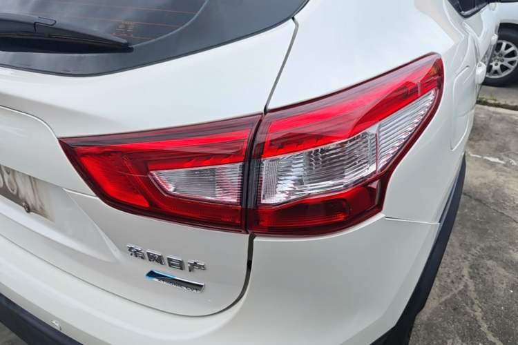 Used Nissan Qashqai 2017 2.0L CVT Elite Edition China V Standard Right Rear Taillight
