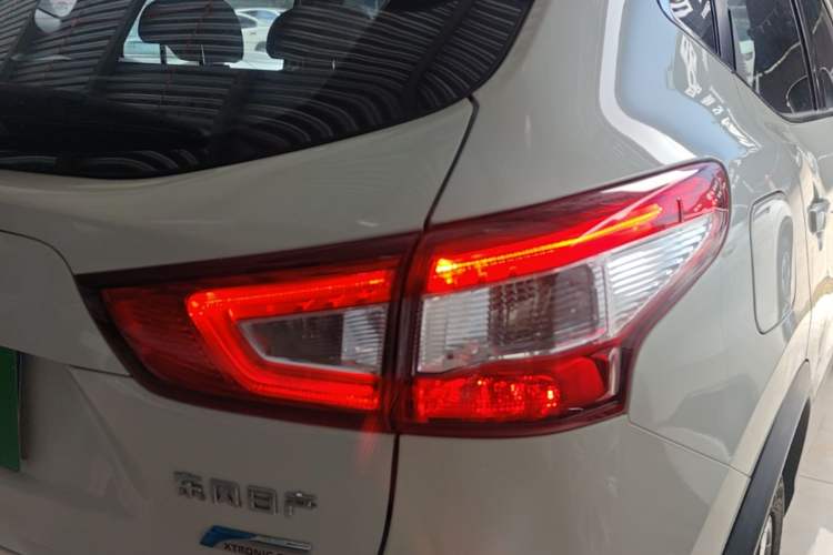 Used Nissan Qashqai 2017 2.0L CVT Smart Enjoyment Version China VI Standard Right Rear Taillight