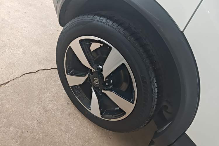 Used Nissan Qashqai 2017 2.0L CVT Luxury Edition China V Standard Right Rear Wheel Hub