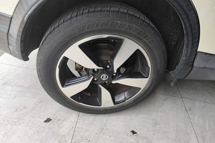 Used Nissan Qashqai 2017 2.0L CVT Smart Enjoyment Version China VI Standard Right Rear Wheel Hub