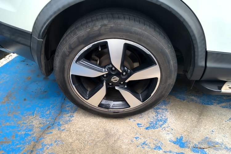 Used Nissan Qashqai 2017 2.0L CVT Luxury Edition China V Standard Right Rear Wheel Hub