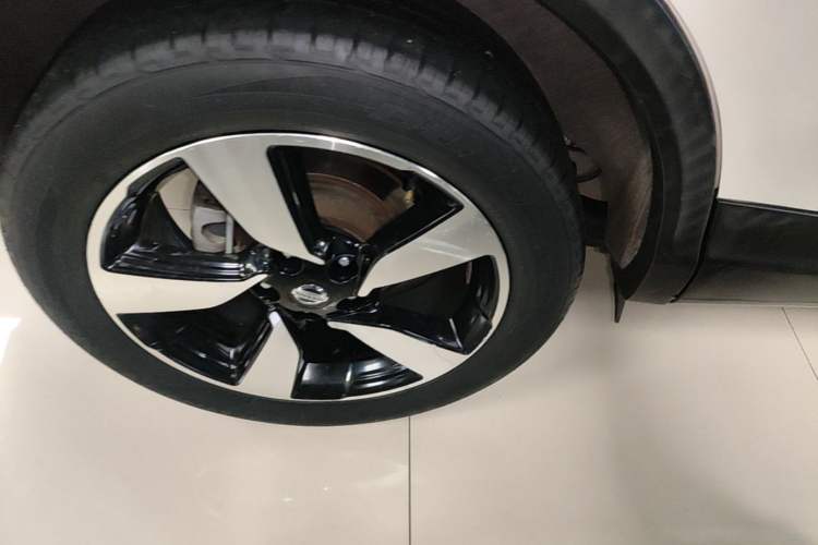 Used Nissan Qashqai 2017 2.0L CVT Luxury Edition China V Standard Right Rear Wheel Hub