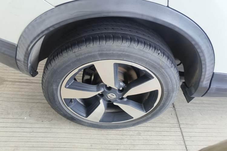 Used Nissan Qashqai 2017 2.0L CVT Smart Enjoyment Version China VI Standard Right Rear Wheel Hub