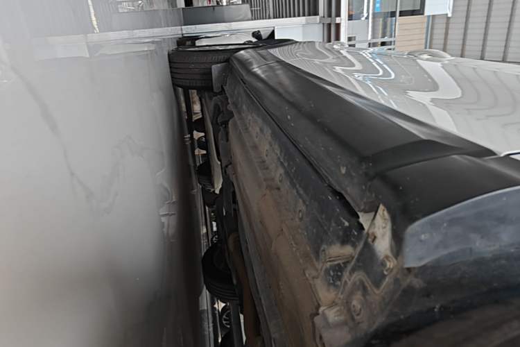 Used Nissan Qashqai 2017 2.0L CVT Elite Edition China VI Standard Right Side Sill