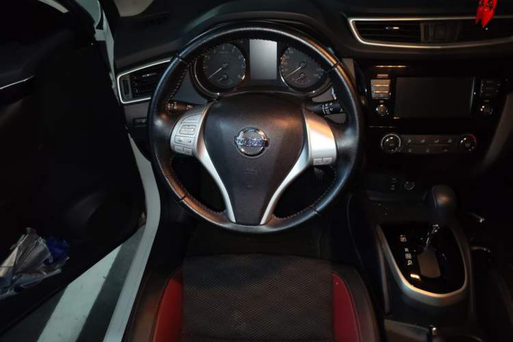 Used Nissan Qashqai 2017 2.0L CVT Luxury Edition China V Standard Steering Wheel
