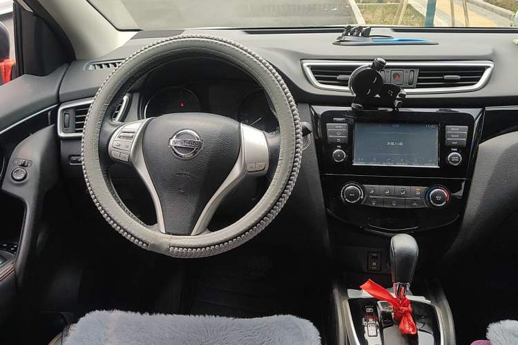 Used Nissan Qashqai 2017 2.0L CVT Luxury Edition China VI Standard Steering Wheel