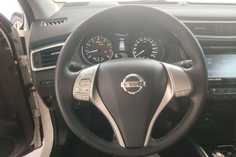 Used Nissan Qashqai 2017 2.0L CVT Smart Enjoyment Version China VI Standard Steering Wheel