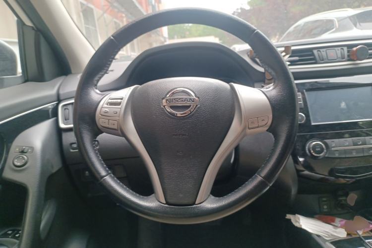 Used Nissan Qashqai 2017 2.0L CVT Luxury Edition China V Standard Steering Wheel