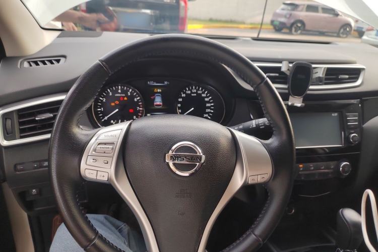 Used Nissan Qashqai 2017 2.0L CVT Smart Enjoyment Version China V Standard Steering Wheel