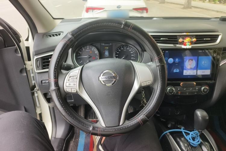 Used Nissan Qashqai 2017 2.0L CVT Elite Edition China V Standard Steering Wheel